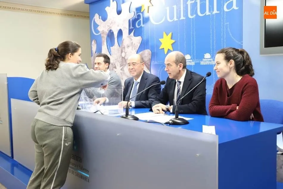 Sorteo para elegir a los figurantes de la Cabalgata. Foto de Lydia González