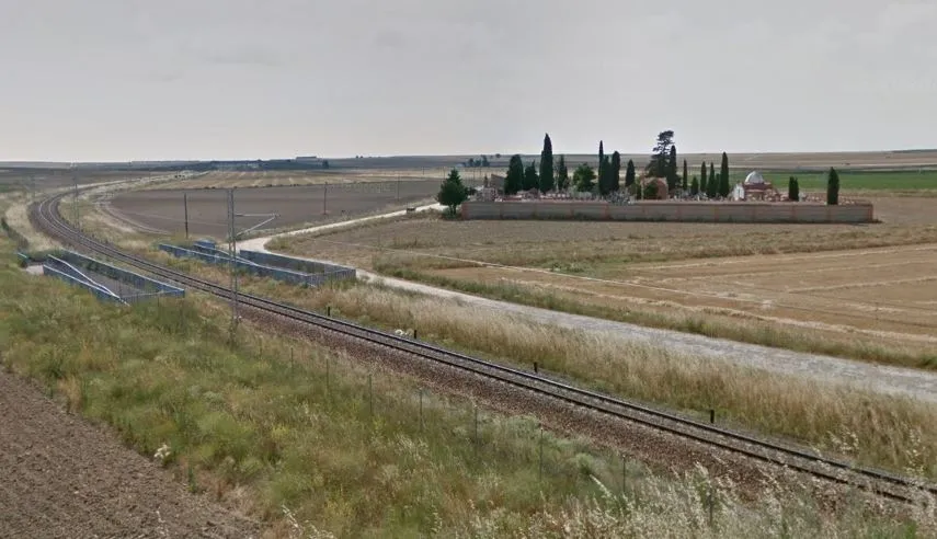 Zona del cementerio de Cantalapiedra | Google Maps