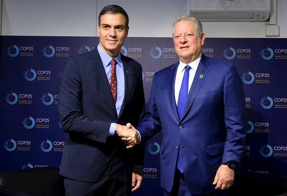 Pedro Sánchez junto al exvicepresidente de Estados Unidos Al Gore - MONCLOA