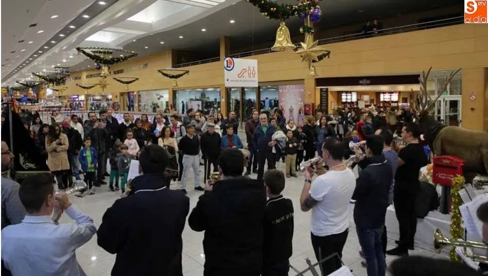 La recogida finalizará el domingo con un concierto de la Banda del Cristo del Amor y de la Paz