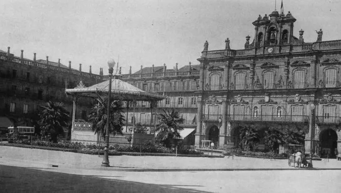 El traslado del templete