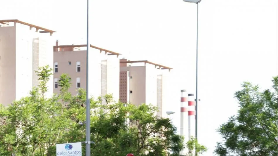 El precio de estos inmuebles, propiedad de Adif, oscila entre los 16.900 euros y los 78.000 euros