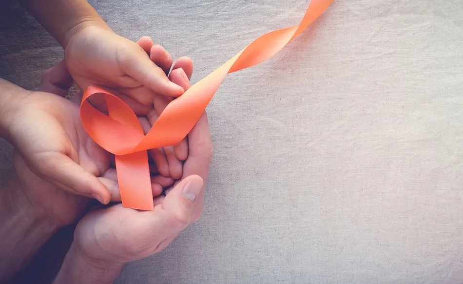 Muchas personas, en particular aquellas con EM menos grave, pueden seguir trabajando