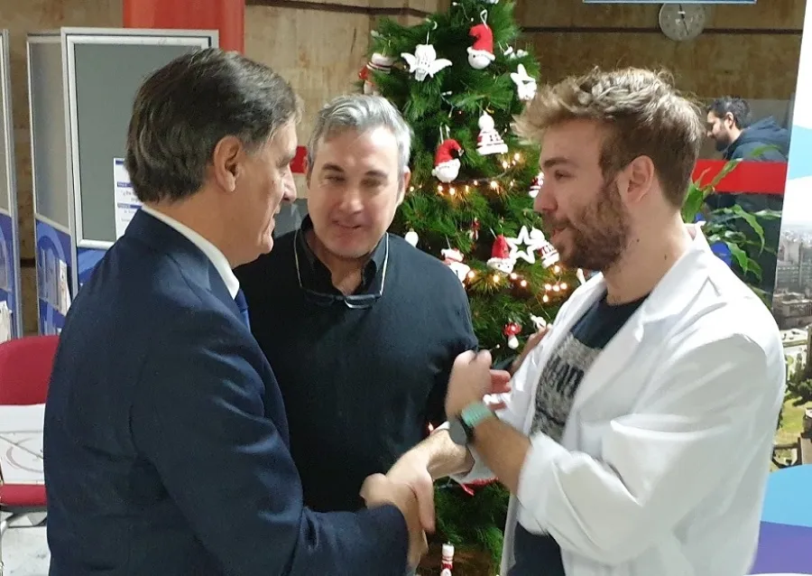 Pequeños conciertos en las plantas del Hospital harán más agradable la estancia de pacientes y...