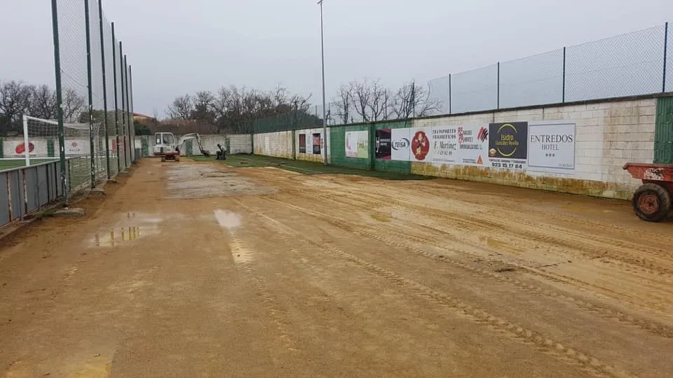 Estado de los trabajos de mejora en el fondo sur del municipal de Guijuelo