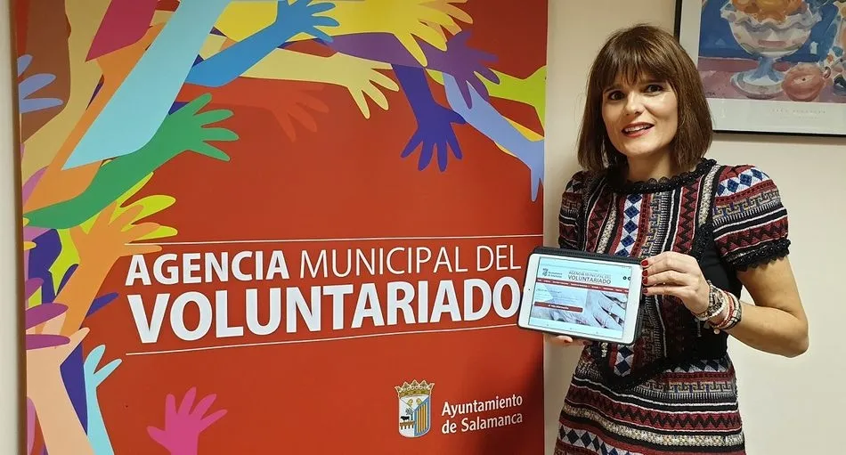 La concejala Almudena Parrés presenta la nueva aplicacion