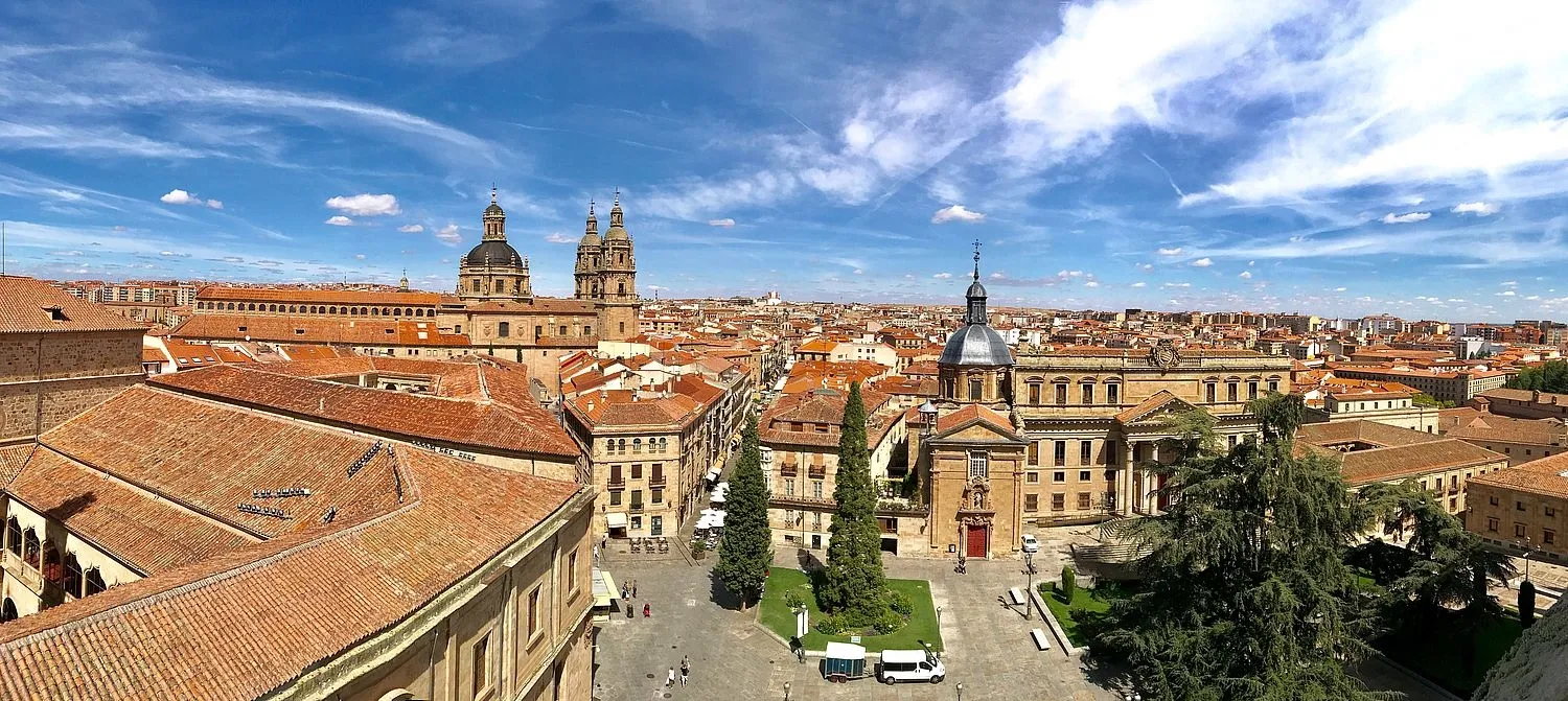 Continúa el tiempo estable y temperaturas más altas de lo normal, con nieblas persistentes en el...