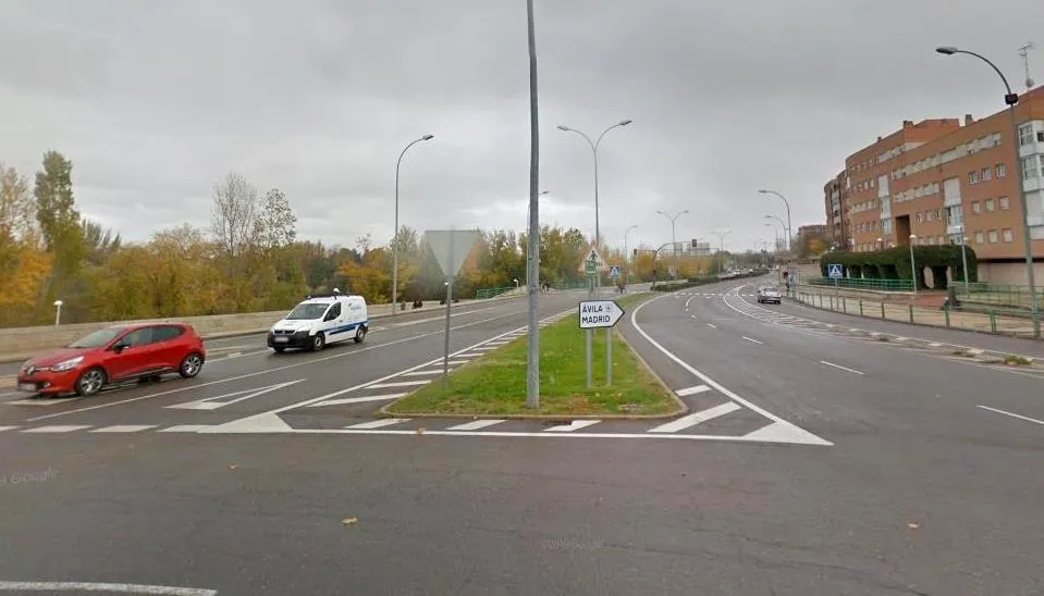 Via Helmántica, donde fueron detenidas las dos mujeres. Foto Google Maps