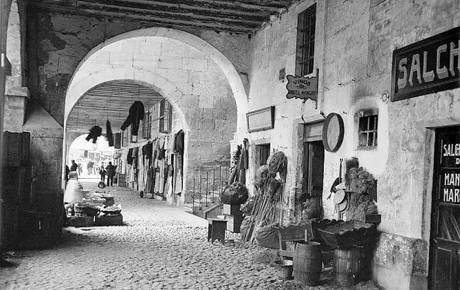 Portales de San Antonio