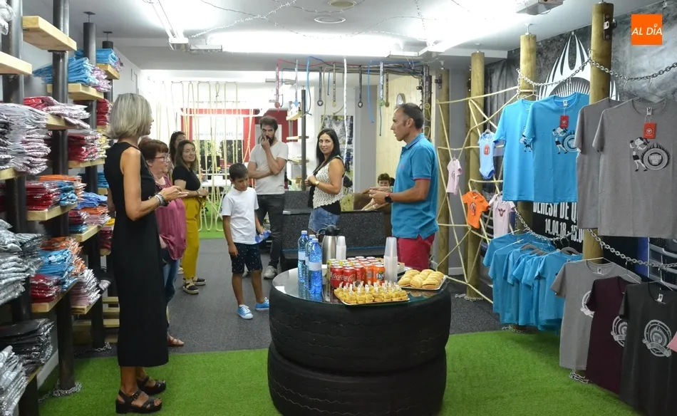 El sector servicios acumula el mayor número de contratos por la campaña navideña