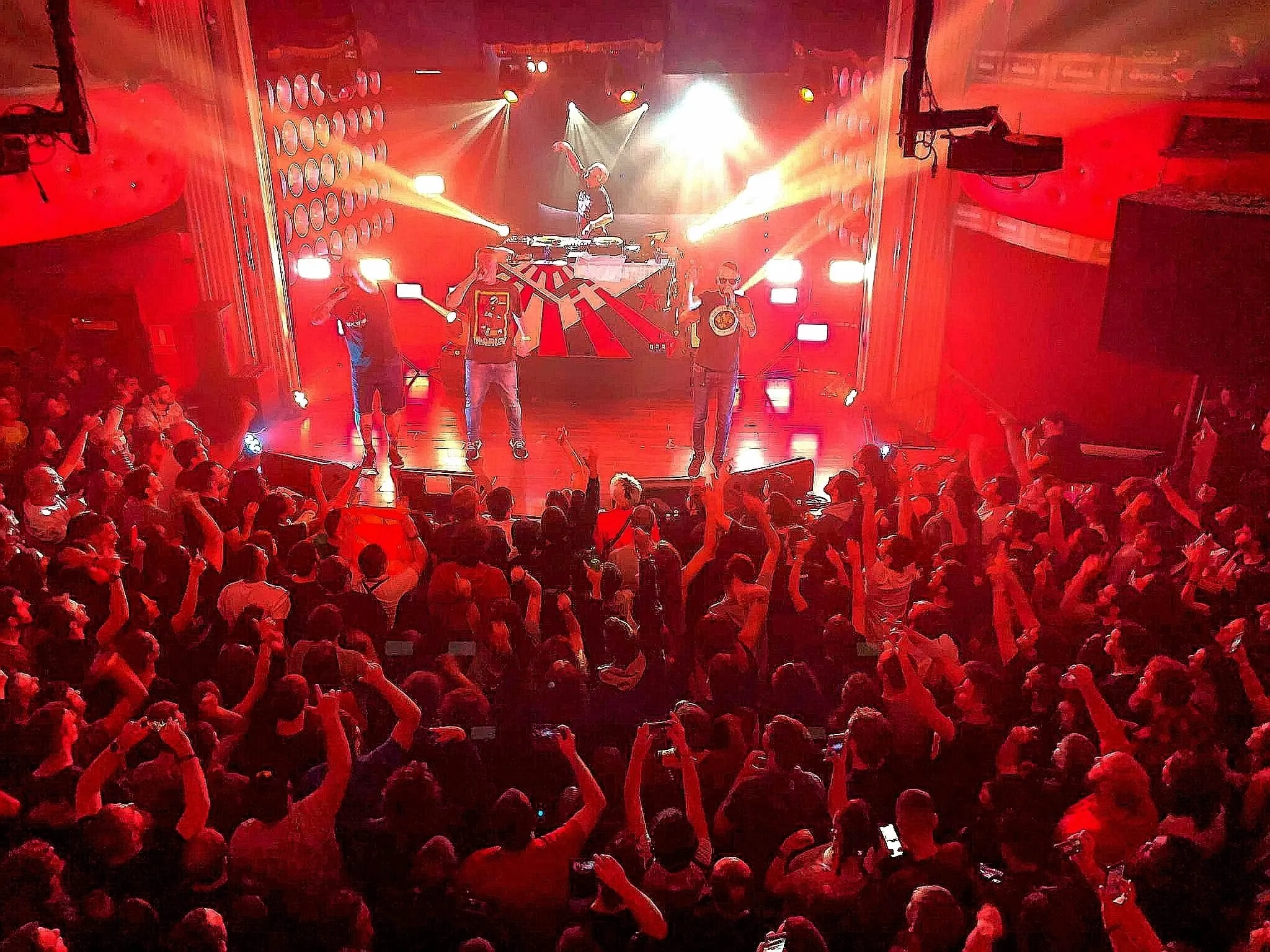 Concierto de los Chikos del Maíz / Twitter Los Chikos del Maíz