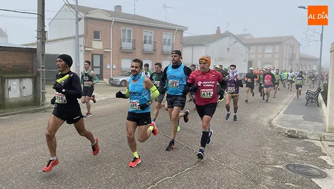 Más de 300 personas participaban en la 8ª Carrera del Roscón de Paradinas