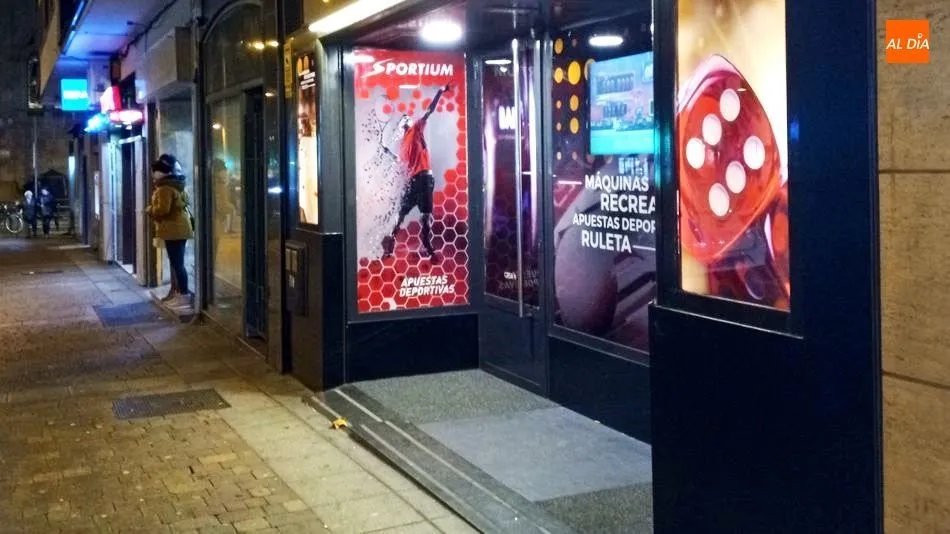 Salón de juego en la capital salmantina