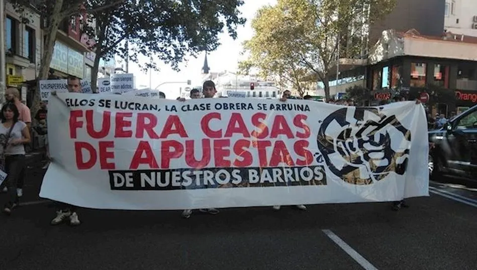 Manifestación en Madrid para pedir que se prohíban y cierren las casas de apuestas / EP