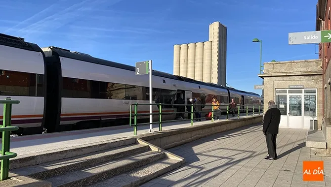 UGT muestra su preocupación ante el cierre de taquillas en estaciones como la de Peñaranda