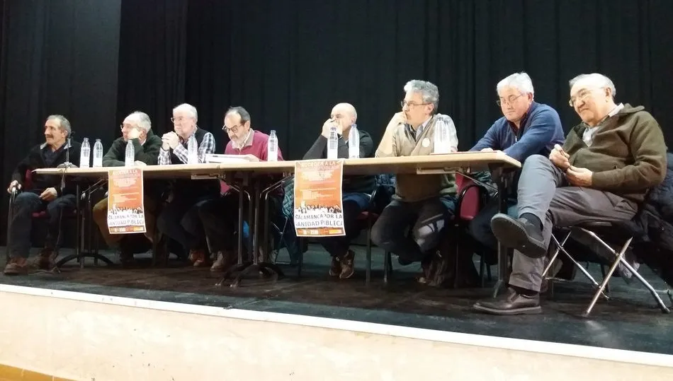 Algunos de los intervinientes en el acto