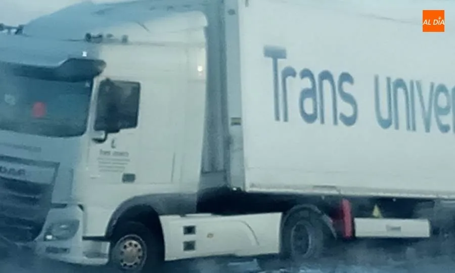 Camión accidentado en este siniestro en Parada de Rubiales