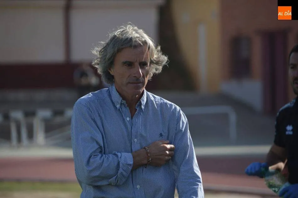 Aguirre, en un encuentro en Las Pistas esta temporada