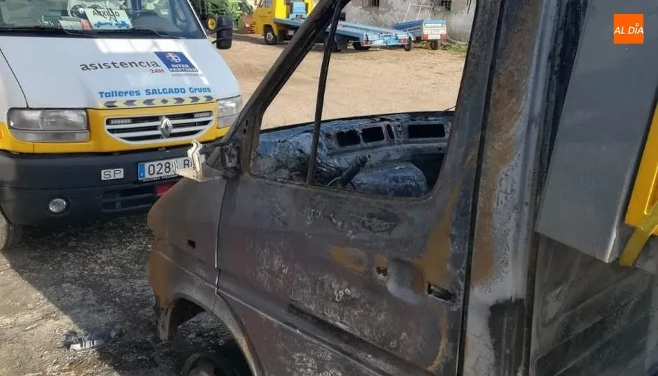 Foto de archivo de un camión calcinado en un siniestro anterior