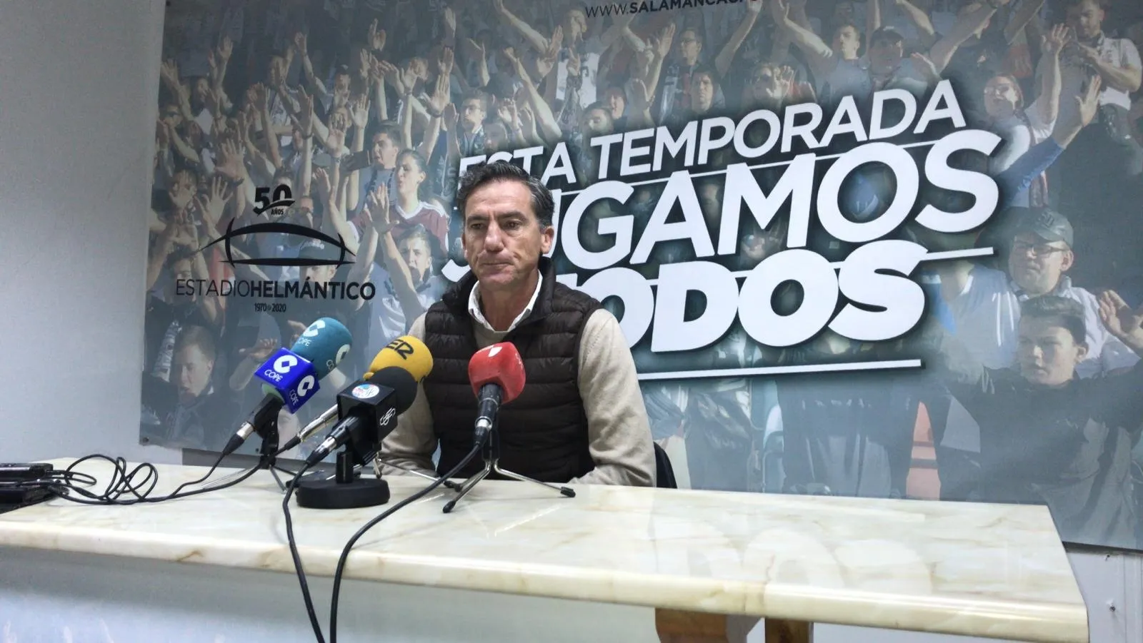 Larrazábal, en una comparecencia ante los medios