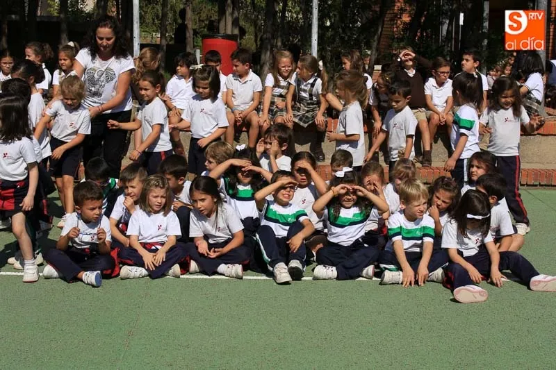 Alumnos del Colegio Santa Teresa de Jesús de Salamanca en una actividad anterior
