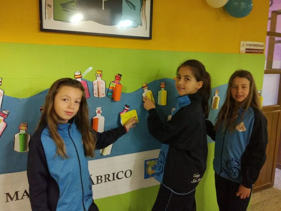 El San Juan Bosco celebra el Día de la Paz, ‘visita’ Escocia y viaja al Museo de Automoción  