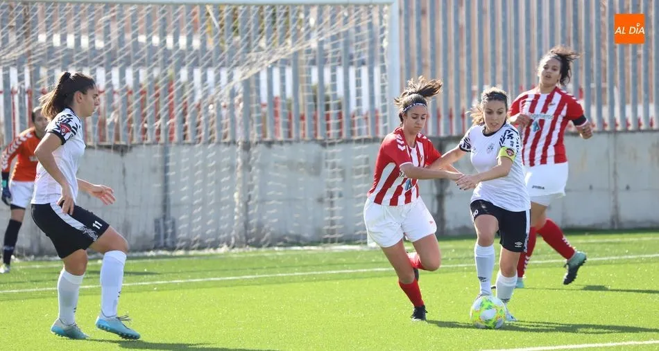 Un instante del choque / Lydia González