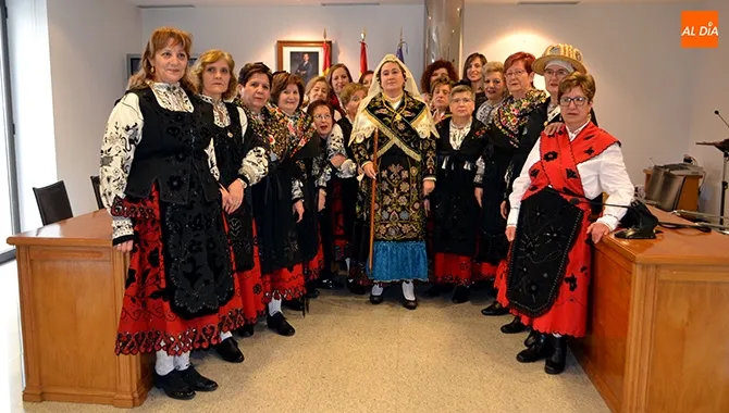 Las aguederas de Peñaranda cumplieron con la tradición en su festividad