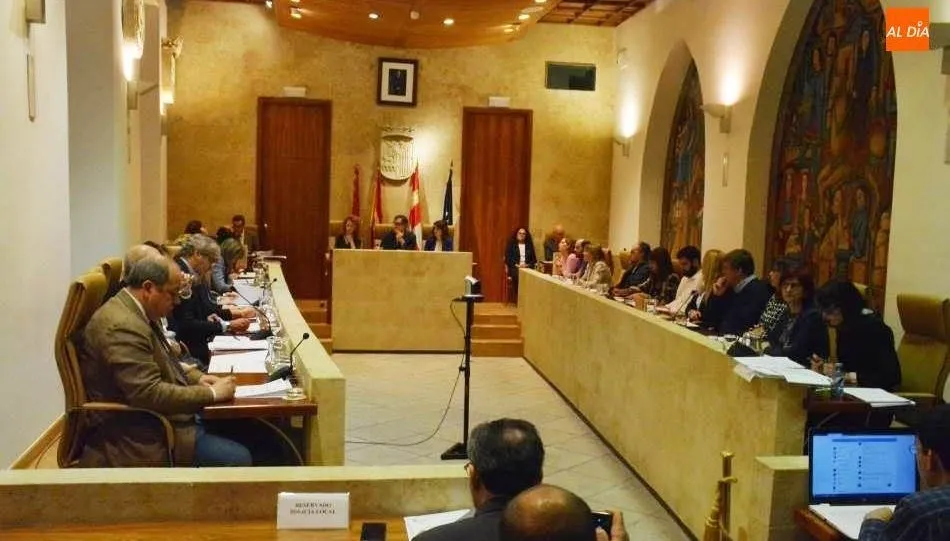 Imagen de archivo de uno de los plenos municipales del Ayuntamiento de Salamanca