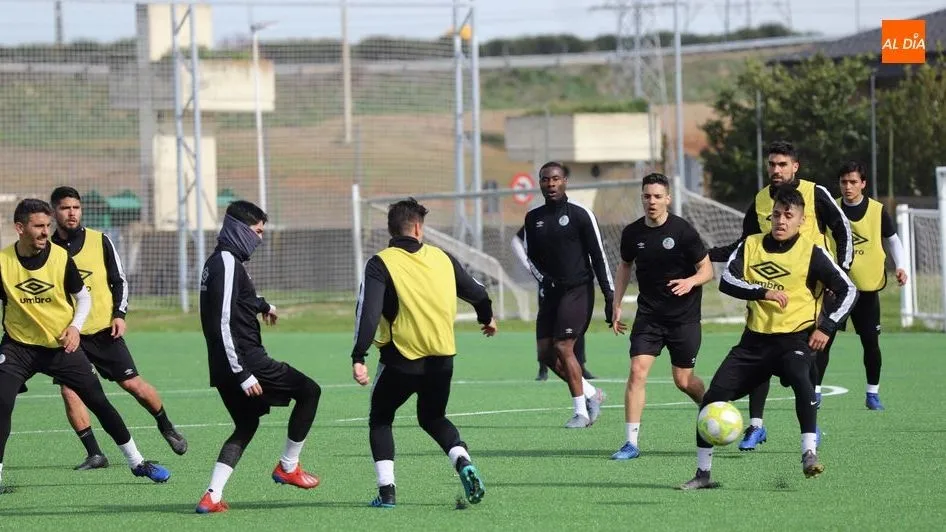 Un momento de un entrenamiento de la semana / Lydia González