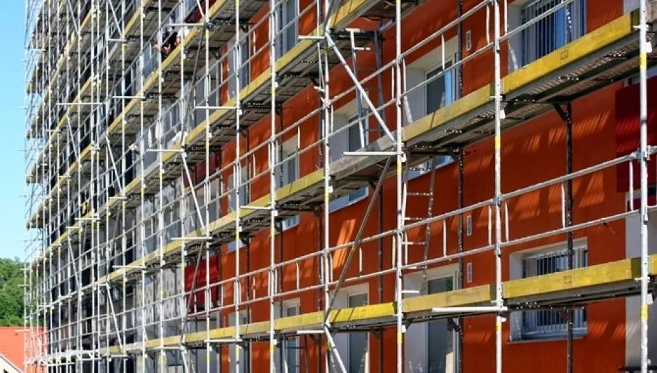 La mayoría de las obras que se han acometido hasta ahora están relacionadas con mejoras en la accesibilidad y el mantenimiento de los edificios