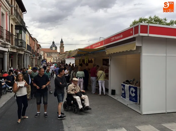 El planteamiento de fecha para la Feria Multisectorial se abordaba durante el encuentro con hosteleros y comerciantes. Archivo
