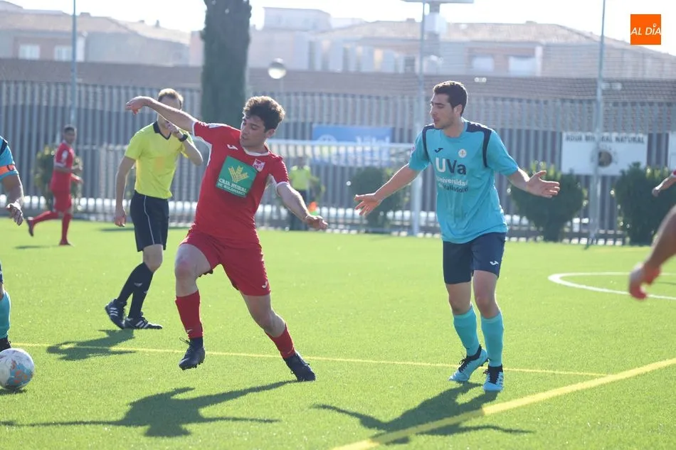 El Navega vive su Carnaval a ritmo de goles ante la UVA (8-0)