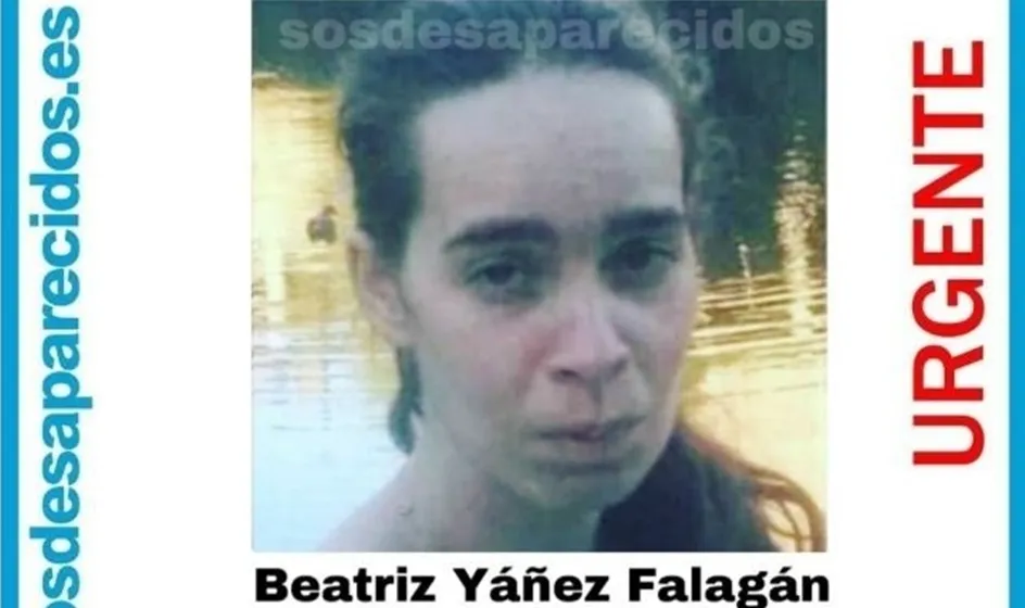 Cartel con la foto de la joven desaparecida. Foto: EP