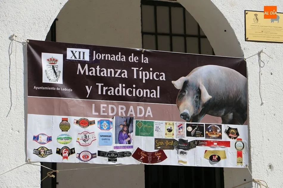 Ledrada vive una soleada y animada Matanza Típica