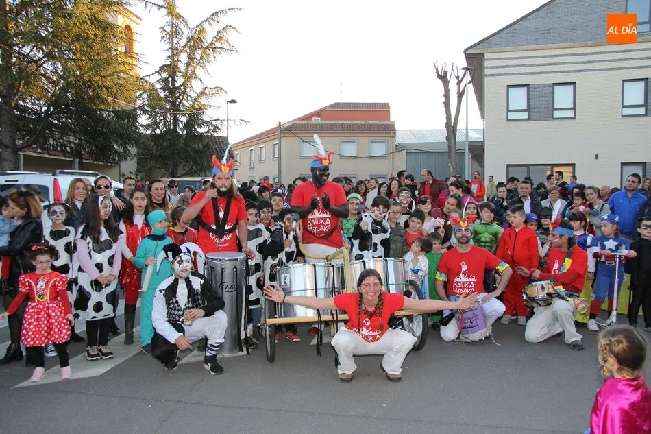 Pasacalles en Castellanos de Moriscos