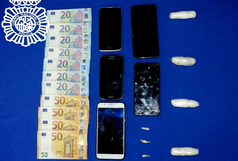 Parte del material intervenido en esta operación