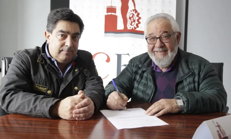 El presidente de CES, José Vicente Martín Galeano, y el presidente de ASATEL, Antonio Mateos, han firmado esta mañana el acuerdo