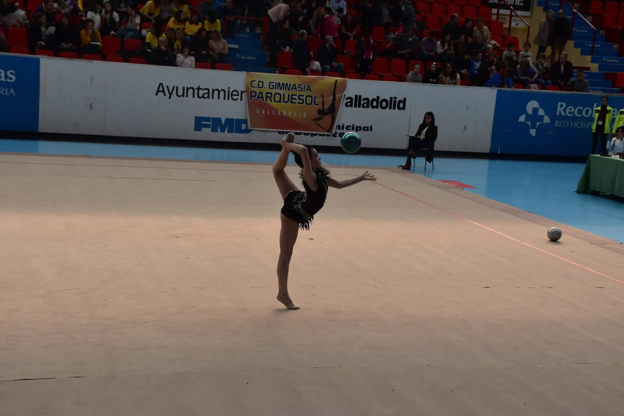 Una de las gimnastas