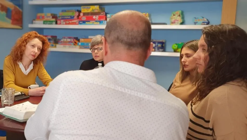 La concejala Ana Suárez durante el encuentro mantenido esta mañana