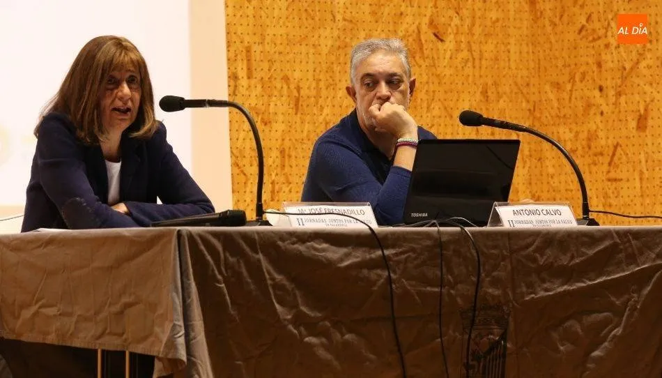 María José Fresnadillo Martínez, profesora titular de Microbiología Médica en la Facultad de Medicina e integrante de esta comisión