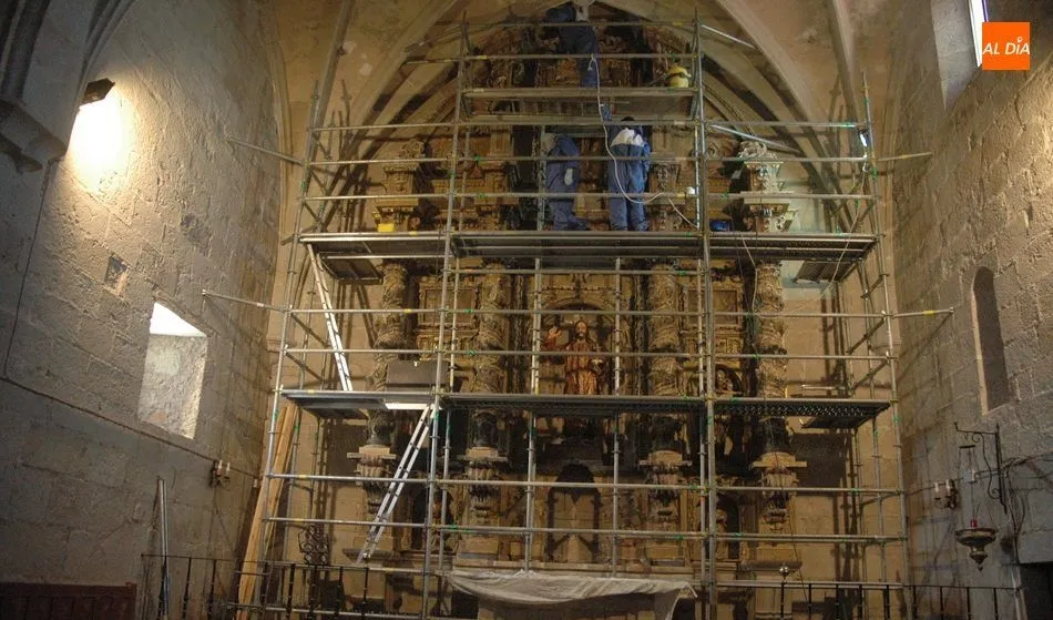 El retablo era tratado contra la carcoma en mayo de 2019