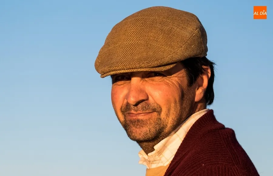 El ganadero Juan Luis Fraile en su finca salmantina | Fotos: Pablo Angular