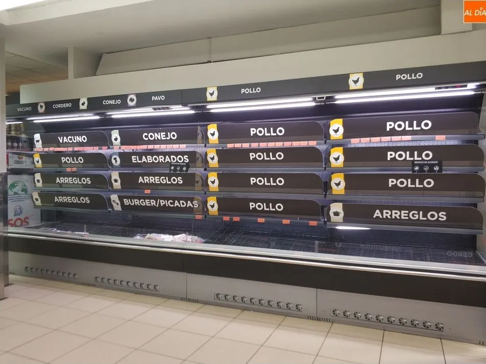 Imagen habitual de algunos supermercados Mercadona en los últimos días| FOTOS: Lydia González