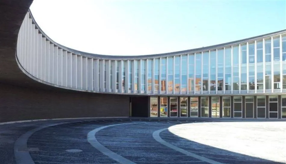 El Ayuntamiento limita sus servicios y atenderá de forma telefónica y por correo electrónico