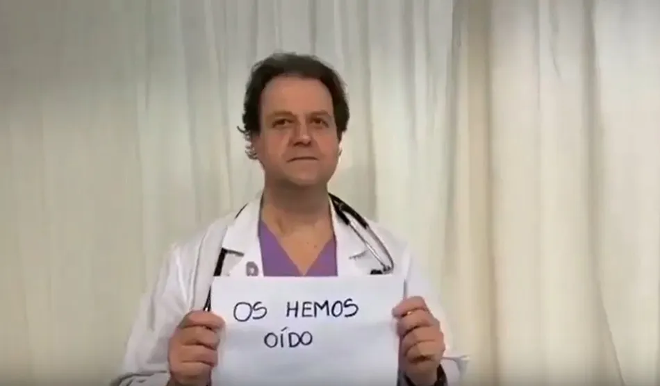 Os hemos oído: el emotivo vídeo en el que los sanitarios dan las gracias  