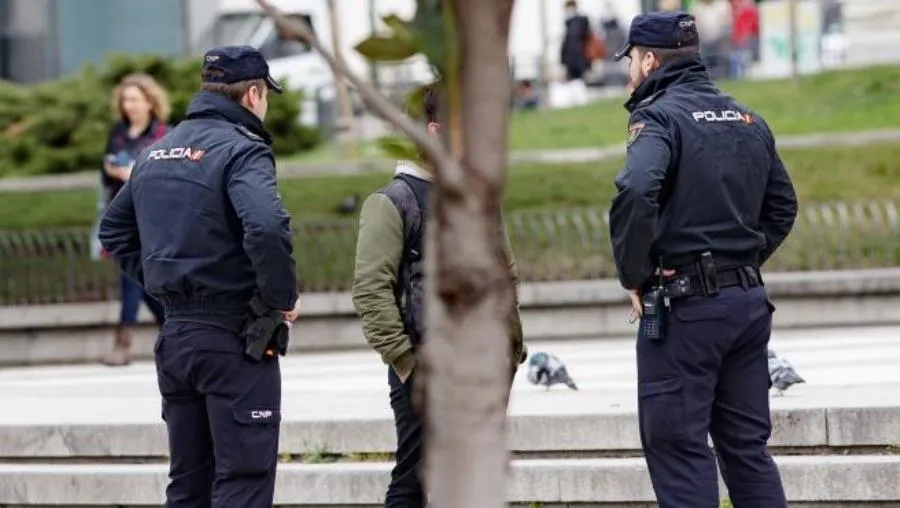 Desobedecer a los agentes de la autoridad puede resultar muy caro, ya que están estabelcidas todo tipo de multas