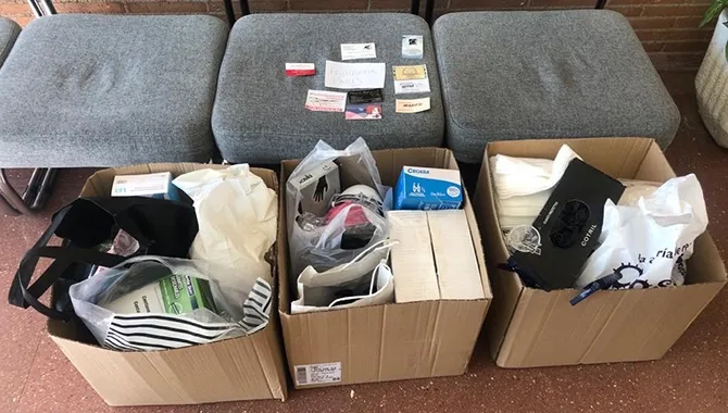 Diferentes peluqerías de Peñaranda han donado material al Centro de Salud