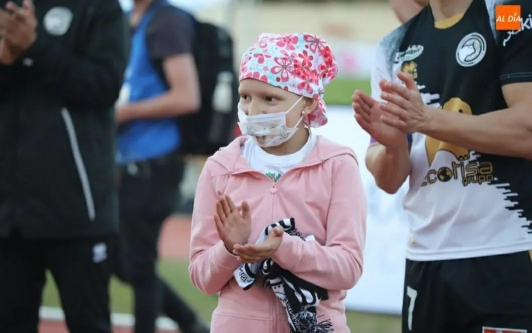 María, la joven jugadora del Calvarrasa, da positivo en coronavirus