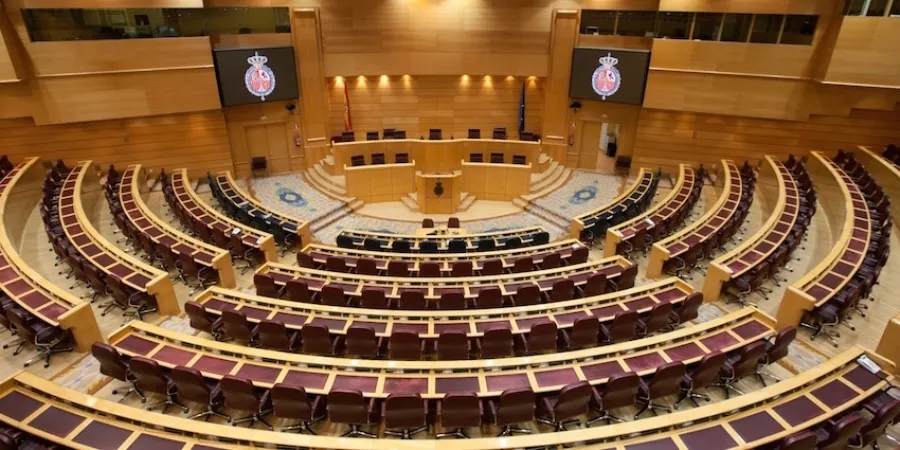 Calculan que un ERTE en el Senado liberaría más de 2 millones de euros mensuales